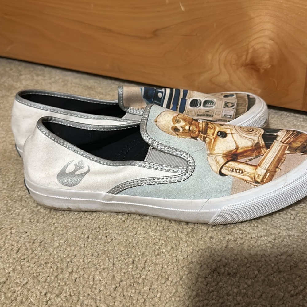 Star Wars themed sperrys - Picture 4 of 5